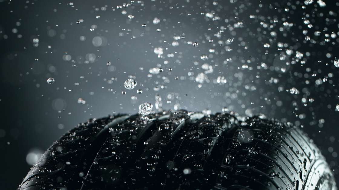 Full Wet Tires